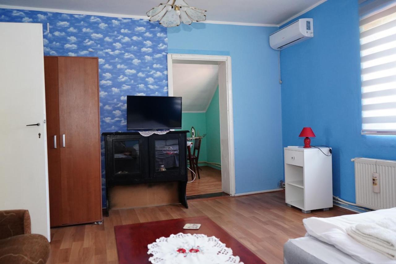 Etnobubi Apartment Novi Sip Luaran gambar